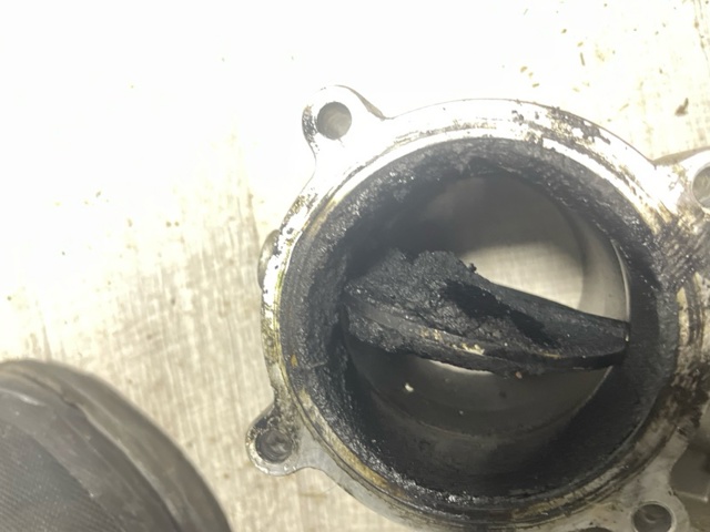 LR020694 LAND ROVER Дроссельная заслонка купить в Николаев