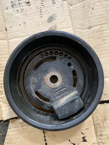Шкив коленвала LR022805 LAND ROVER