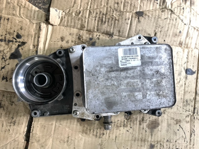  Корпус масляного фильтра LR022895 LAND ROVER
