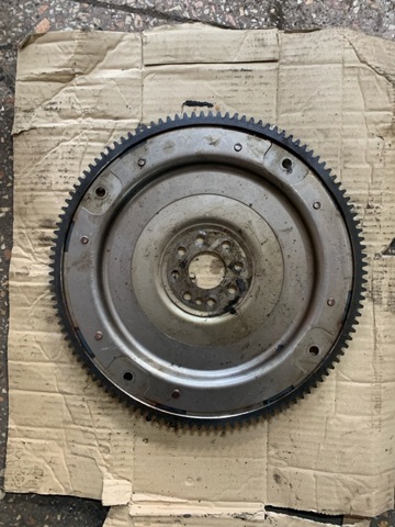 Маховик двигателя LR026239 LAND ROVER