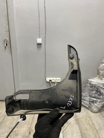 LR034421 LAND ROVER Молдинг крышки багажника купить в Украина