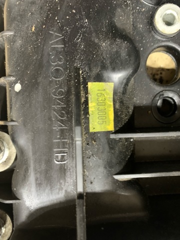 LAND ROVER LR034994 Коллектор впускной правый в наличии Запорожье