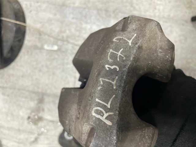 LR036568 LAND ROVER Суппорт задний левый купить в Одесса
