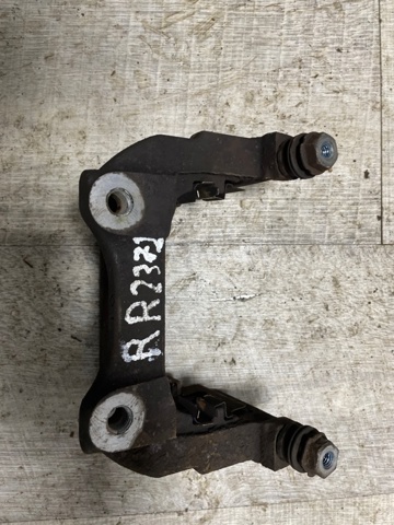 LR036570 LAND ROVER Скоба заднего суппорта купить в Киев