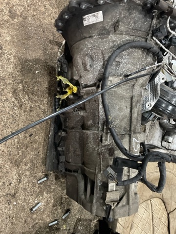 LR036587 LAND ROVER купить в Сумы