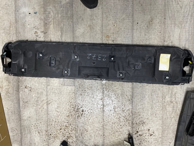 LR036833 LAND ROVER купить в Львов
