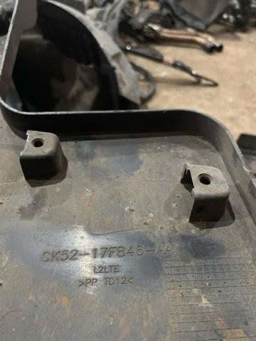 LAND ROVER LR037930 Заглушка бампера буксировочного крюка задняя в наличии Хмельницкий