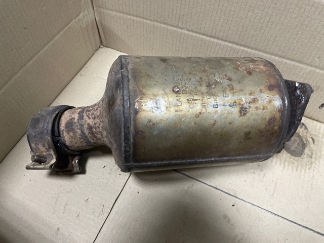 Катализатор LR038564 LAND ROVER
