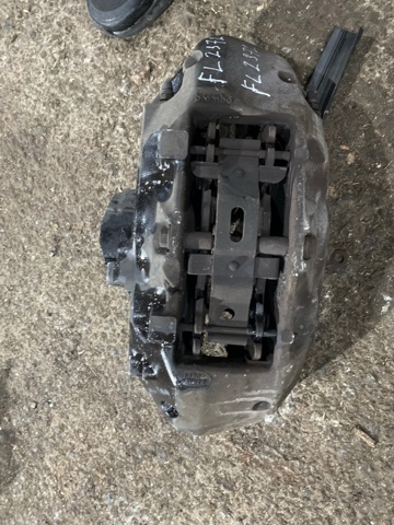 LR039524 LAND ROVER Суппорт тормозной передний левый купить в Украина
