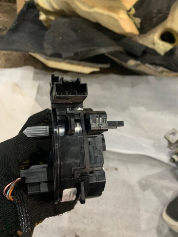 LR042314 LAND ROVER Шлейф руля купить в Ужгород