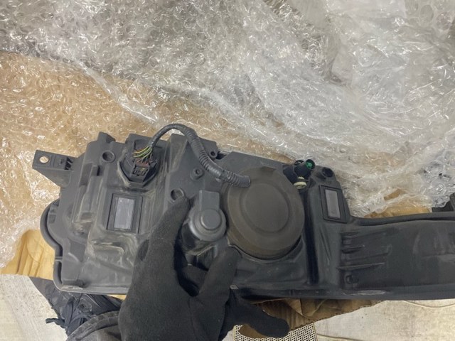 LR046927 LAND ROVER Фара левая купить в Львов