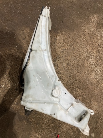 Бачок омывателя стекла LR050572 LAND ROVER