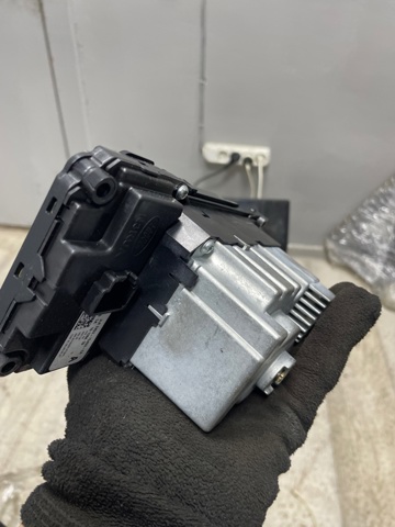 LAND ROVER LR052082 в наличии Запорожье