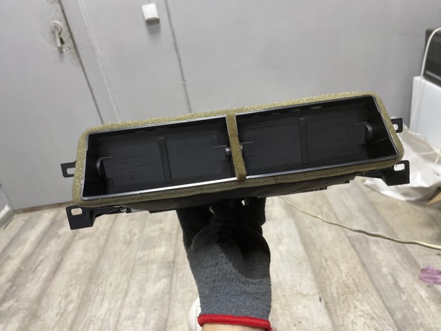 LR055740 LAND ROVER купить в Полтава