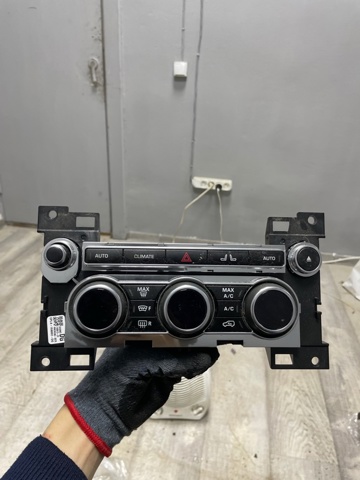 Блок управления режимов отопления LR067187 LAND ROVER