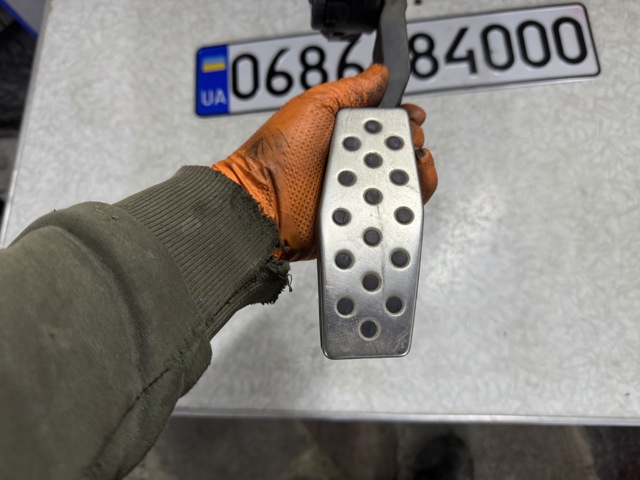 24427004 GM Педаль газа купить в Тернополь