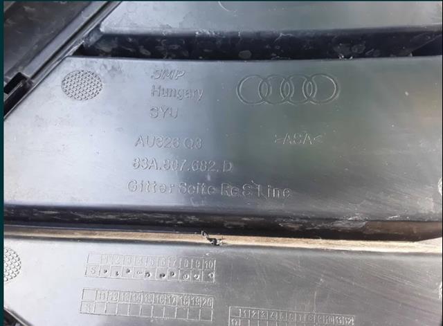 83A807682D VAG Решетка бампера переднего правая купить в Каменское