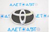 Емблема решітки радіатора grill toyota camry v40 7531106100