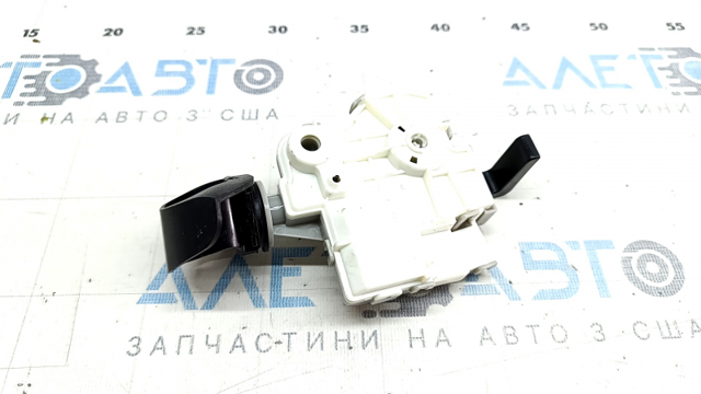 TOYOTA 770300R010 Замок открывания лючка бензобака в наличии Днепр