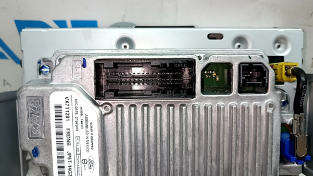FORD GP5Z10D885SB Дисплей многофункциональный в наличии Украина