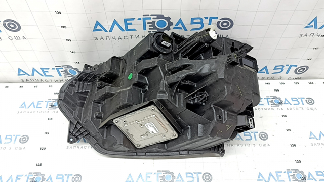 FORD M1PZ13008L Правая фара в наличии Киев