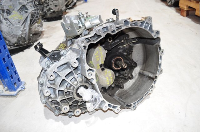 RL106263AA CHRYSLER КПП в сборе (механическая коробка передач) купить в Павлоград