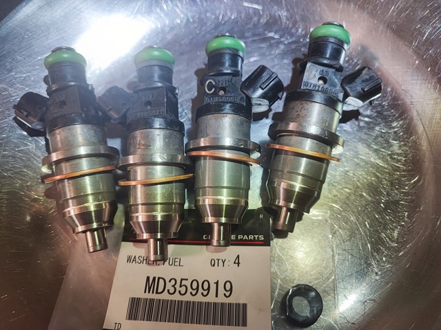 MR560552 MITSUBISHI Топливные форсунки купить в Каменское