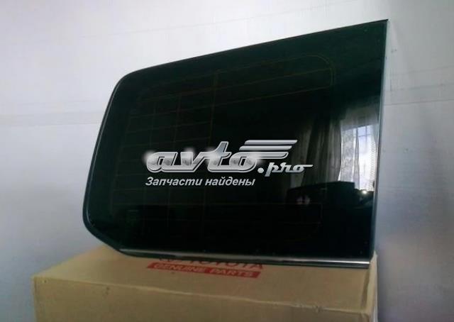 Стукло багажника, правое 6271060B60 TOYOTA