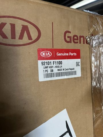 92101F1100 HYUNDAI Фара левая купить в Тернополь