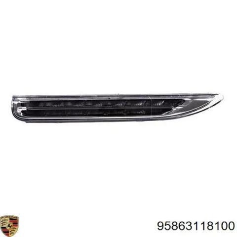 Габарит передний, нижний (фонарь), левый 95863118100 PORSCHE