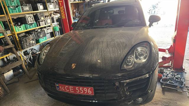 PORSCHE 95B941031 в наличии Сумы