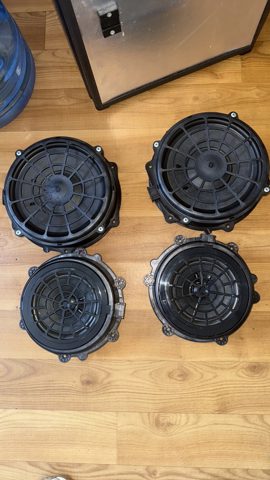 PORSCHE 971035453D Динамик задней двери в наличии Черновцы