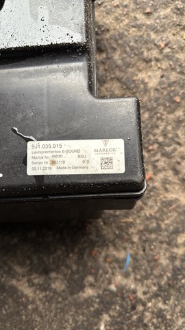 9J1035915 PORSCHE купить в Ровно