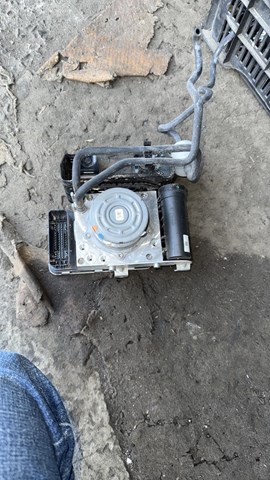 Компрессор пневмоподвески A2973206701 MERCEDES