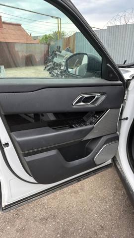 LAND ROVER LR091433 в наличии Тернополь