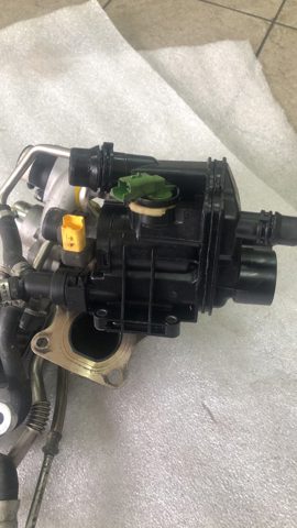 Корпус термостата в сборе 9812131480 PEUGEOT
