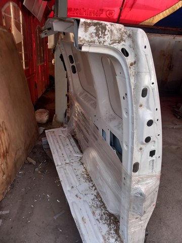RENAULT 7751478340 Крыло заднее правое в наличии Тернополь