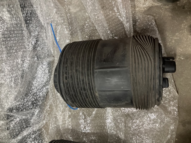 Пневмоподушка задняя 4M0616002AJ VAG