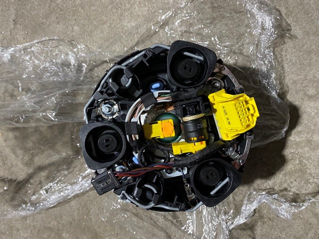 8W0880201 Подушка безопасности (AIRBAG) водительская купить Харьков