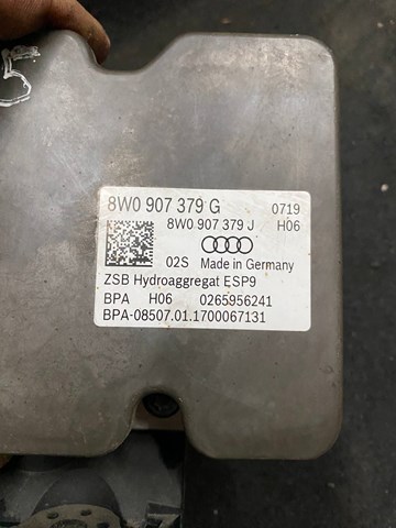 Блок управления АБС  8W0907379G VAG