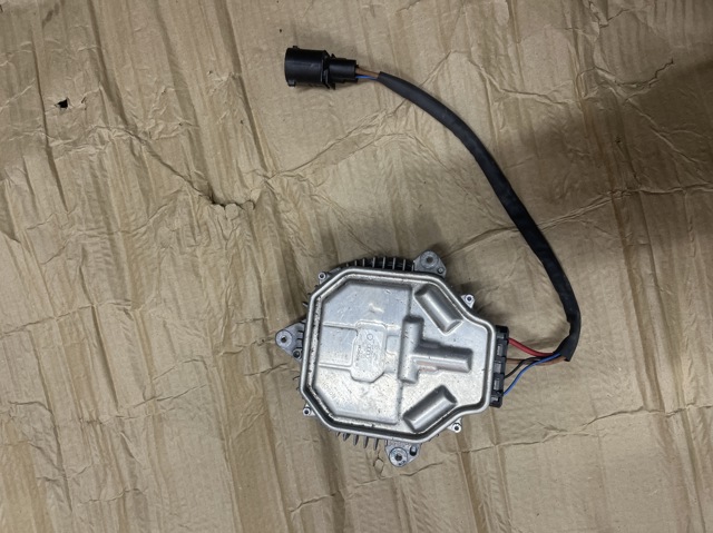 VAG 8W0959455AA Электровентилятор охлаждения в сборе (мотор+крыльчатка) левый в наличии Винница