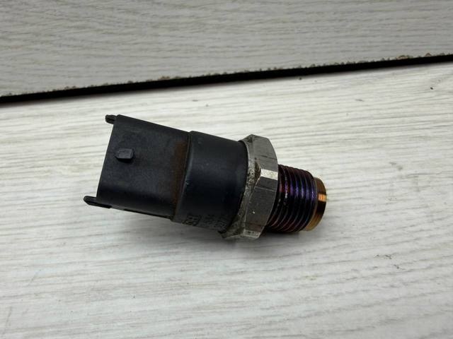 BOSCH 0281002534 Датчик давления топлива в наличии Чернигов