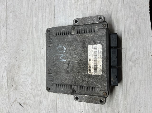 0281010784 BOSCH Блок управления двигателем купить в Николаев