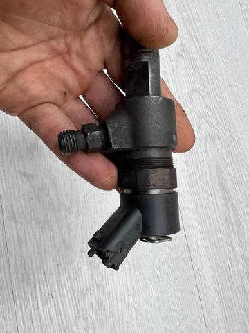 BOSCH 0445110165 Форсунка впрыска топлива в наличии Черкассы