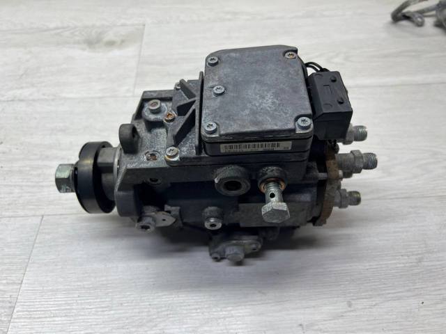 Насос топливный высокого давления 0470504016 BOSCH