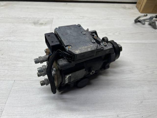 BOSCH 0470504016 Насос топливный высокого давления (ТНВД) в наличии Полтава