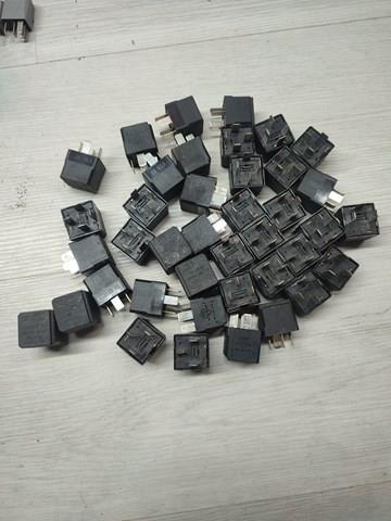 GM 13171831 Реле компрессора пневмоподвески в наличии Львов