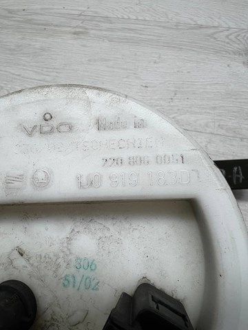 VAG 2208060051 Датчик уровня топлива в наличии Черкассы