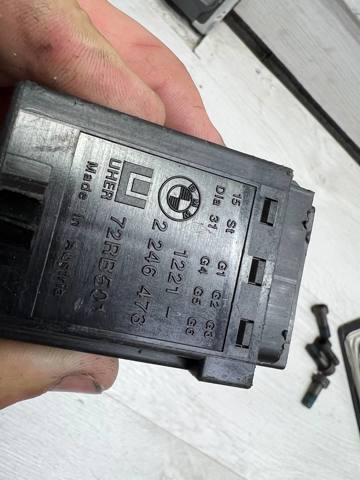 2246473 BMW Реле свечей накала купить в Черновцы