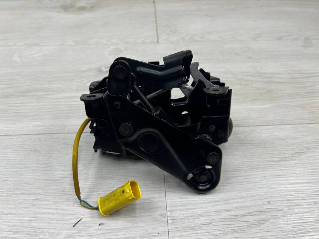 7184442 BMW Замок капота правый купить в Сумы